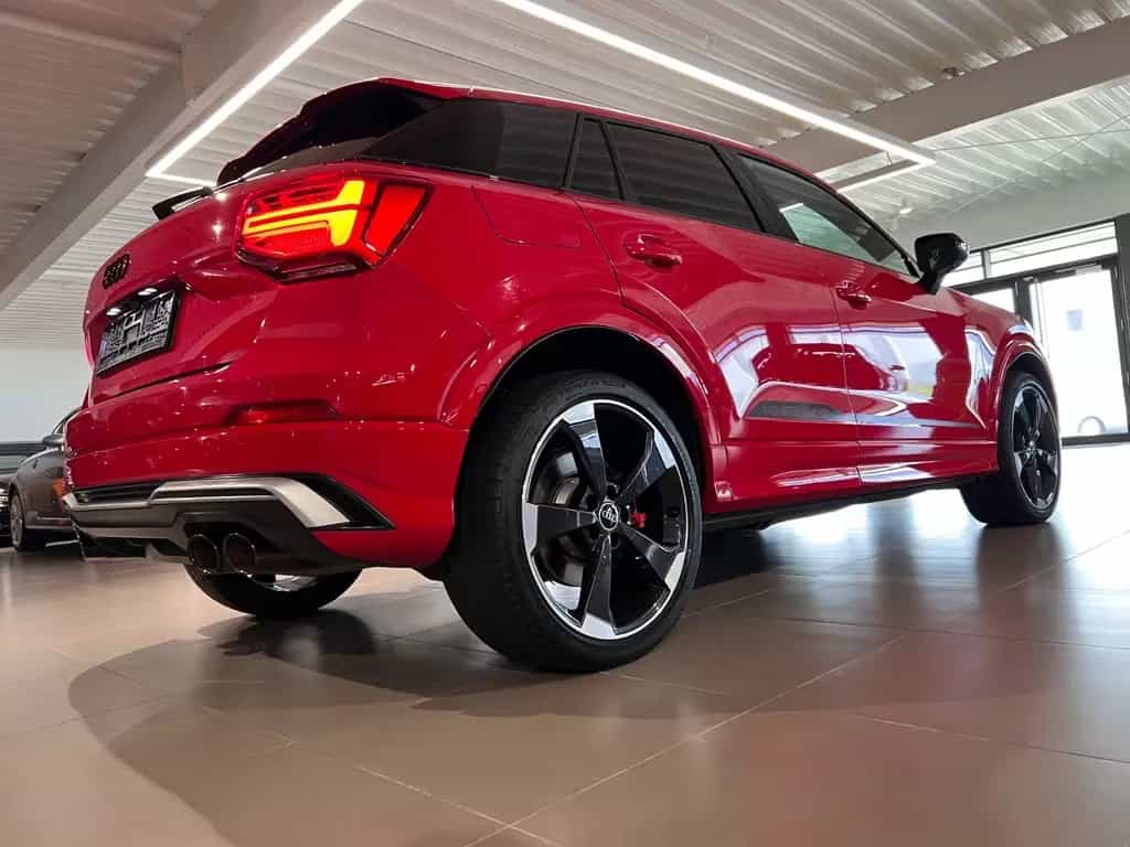 Audi SQ2 TFSI S tronic quattro sport PANO AHK DIGITAL 11/2019-photo-17