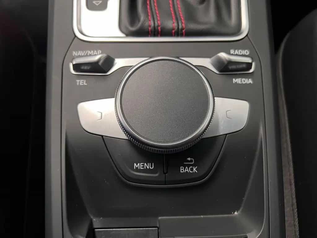 Audi SQ2 TFSI S tronic quattro sport PANO AHK DIGITAL 11/2019-photo-36