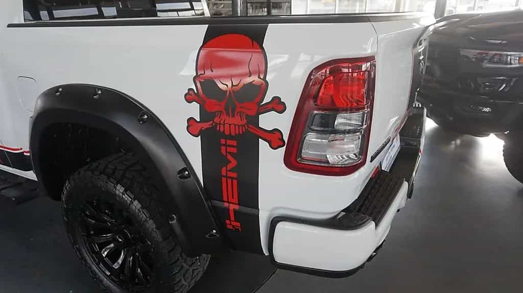 Dodge RAM 5.7 V8 HEMI 4x4 CREW-CAB*Leder*Navi*Tempo* 07/2022-photo-21