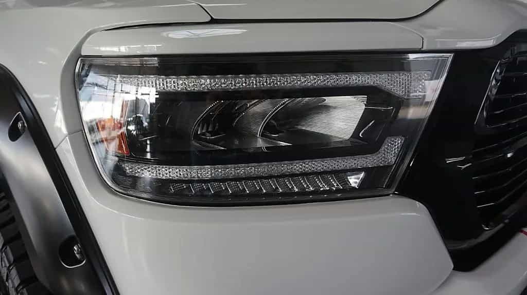 Dodge RAM 5.7 V8 HEMI 4x4 CREW-CAB*Leder*Navi*Tempo* 07/2022-photo-25