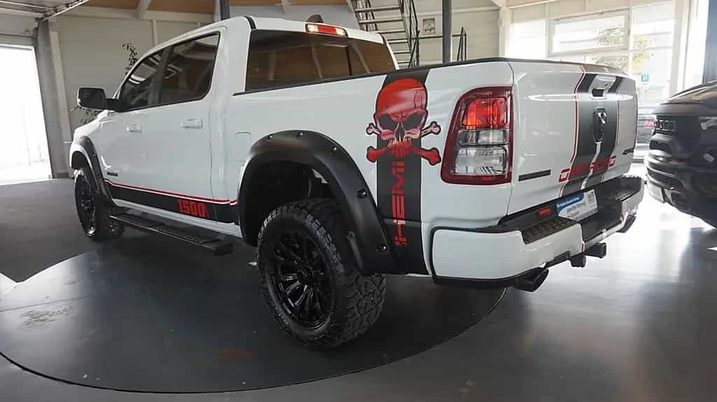 Dodge RAM 5.7 V8 HEMI 4x4 CREW-CAB*Leder*Navi*Tempo* 07/2022-photo-4