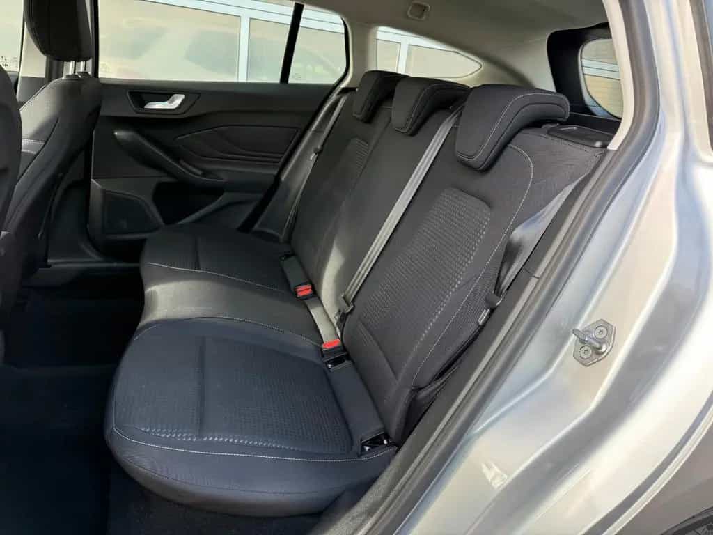 Ford Focus Turnier Cool & Connect AUTOMATIK PDC LED 07/2020-photo-6