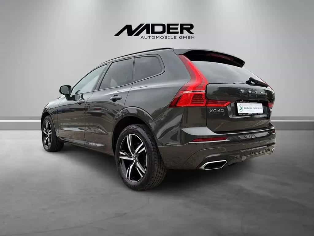 Volvo XC60 R Design 2WD 2.0 Diesel KAT Android Auto Me 08/2020-photo-3