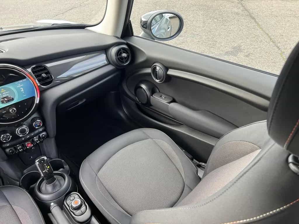 MINI Cooper Hatch DAB LED Tempomat Klima Shz 03/2022-photo-23