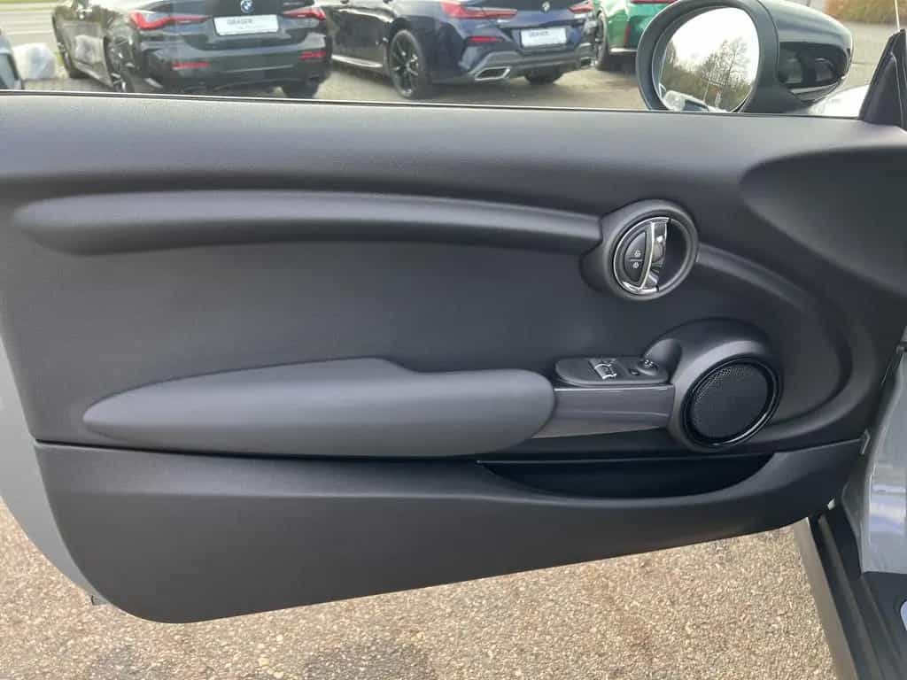 MINI Cooper Hatch DAB LED Tempomat Klima Shz 03/2022-photo-24