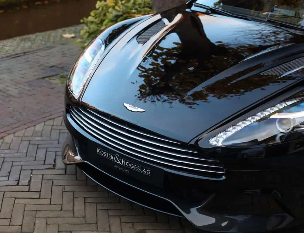 Aston Martin Vanquish Volante | Carbon - B&O - Camera 05/2017-photo-20