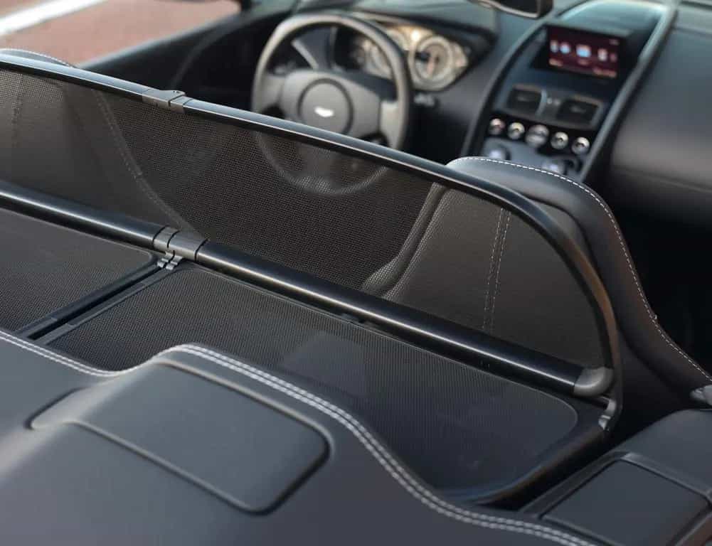 Aston Martin Vanquish Volante | Carbon - B&O - Camera 05/2017-photo-31