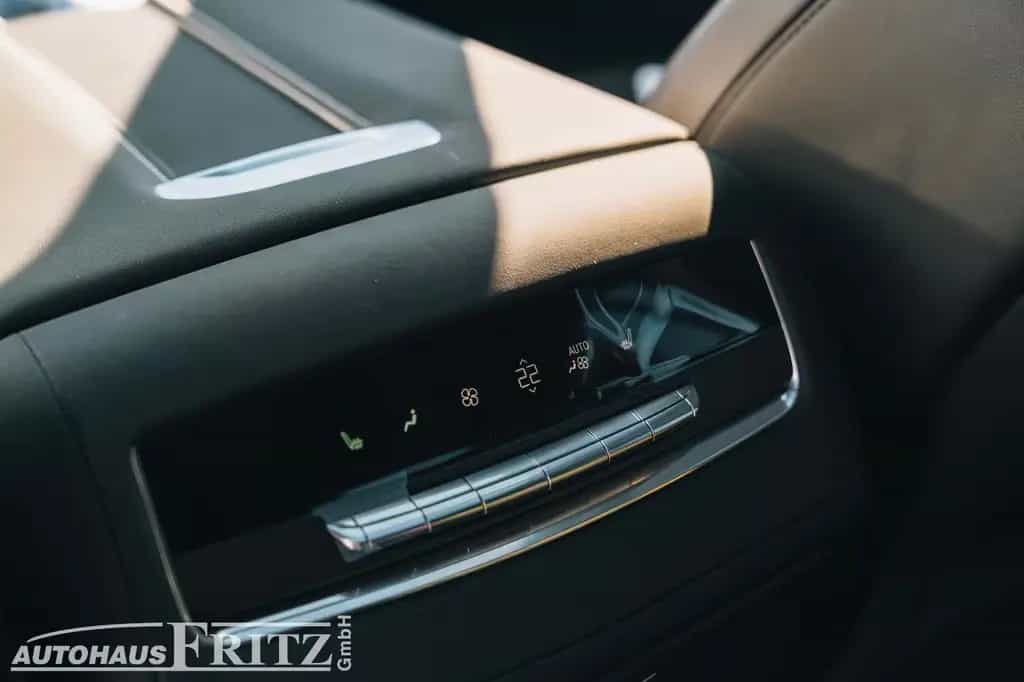 Cadillac Escalade ESV Sport Platinum - 6,2l V8 TV MY26 null-photo-25