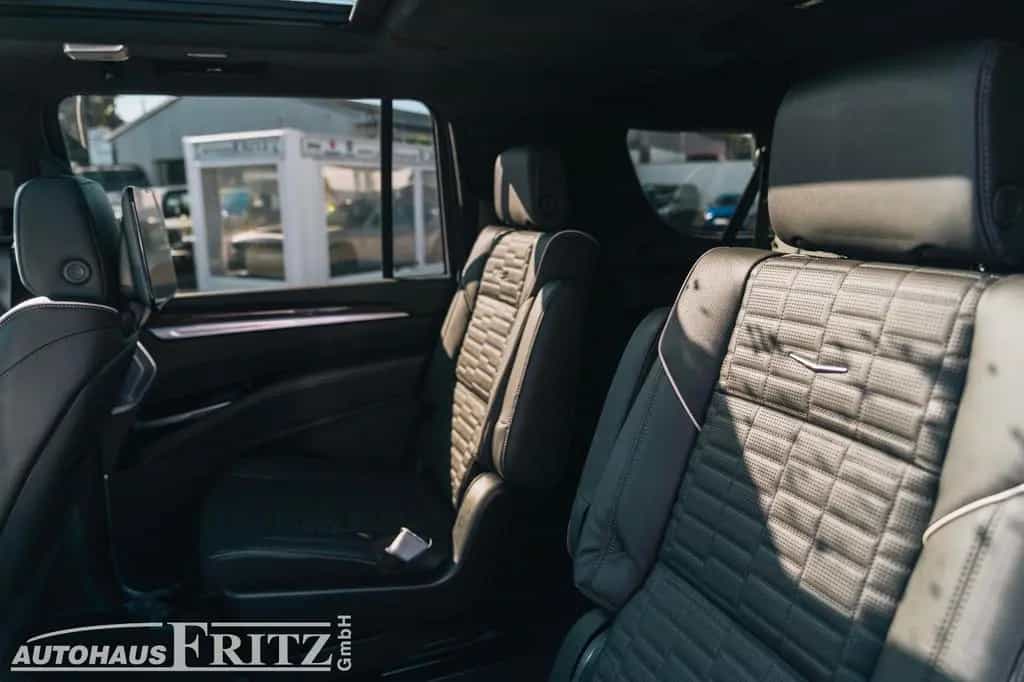 Cadillac Escalade ESV Sport Platinum - 6,2l V8 TV MY26 null-photo-26