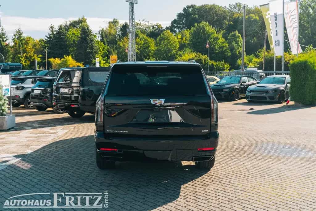 Cadillac Escalade ESV Sport Platinum - 6,2l V8 TV MY26 null-photo-3