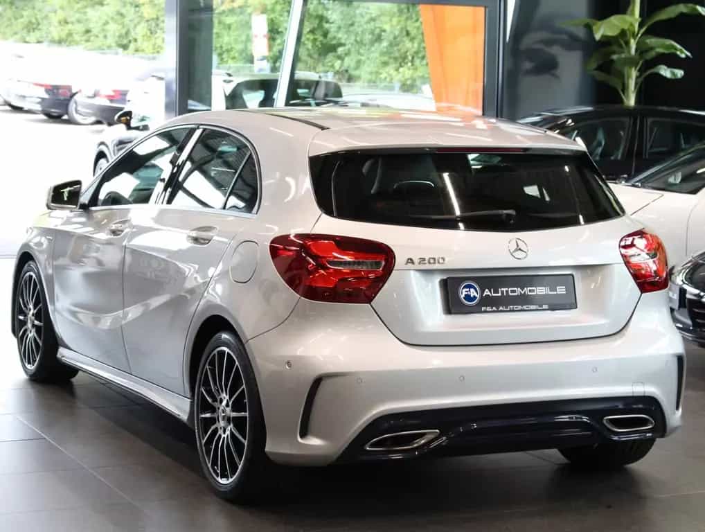Mercedes-Benz A-Class 200 AMG Line BlueEff 06/2018-photo-3