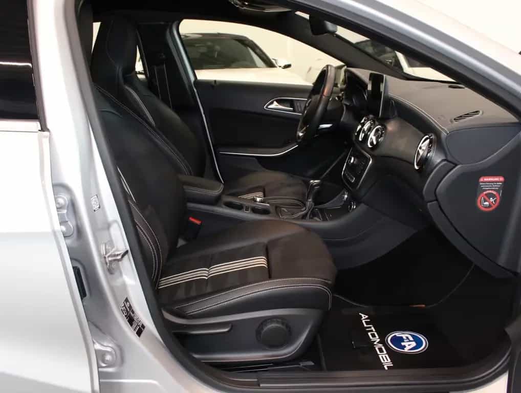 Mercedes-Benz A-Class 200 AMG Line BlueEff 06/2018-photo-7