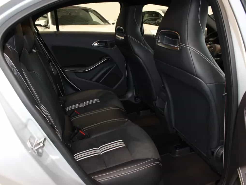 Mercedes-Benz A-Class 200 AMG Line BlueEff 06/2018-photo-9