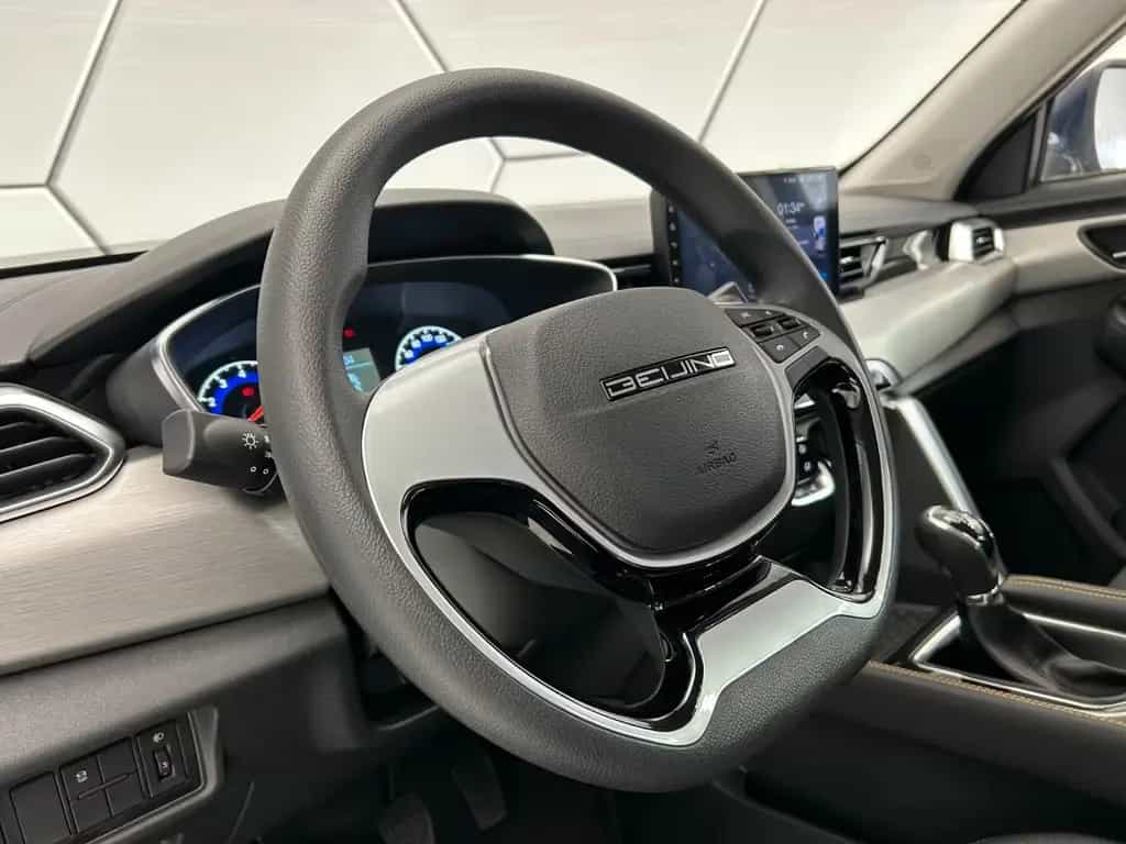 BAIC Beijing X35 1.5T PDC LED Klima Navigationssystem null-photo-12