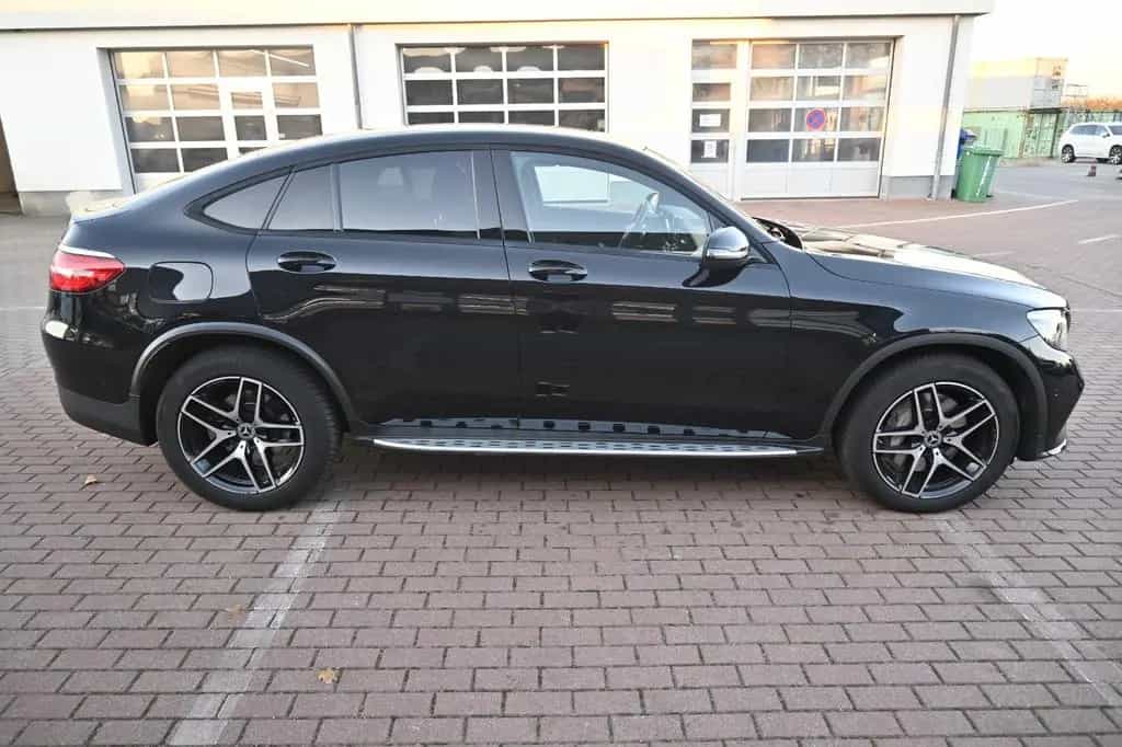 Mercedes-Benz GLC-Class 300 GLC Coupe 4Matic*AMG Line*LED* 06/2018-photo-4