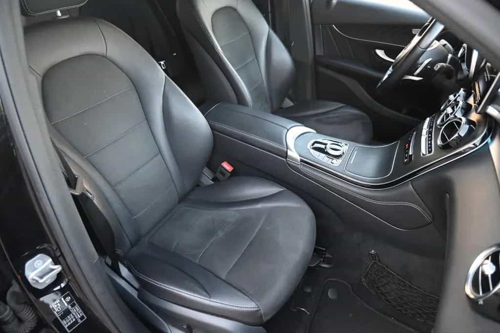 Mercedes-Benz GLC-Class 300 GLC Coupe 4Matic*AMG Line*LED* 06/2018-photo-5