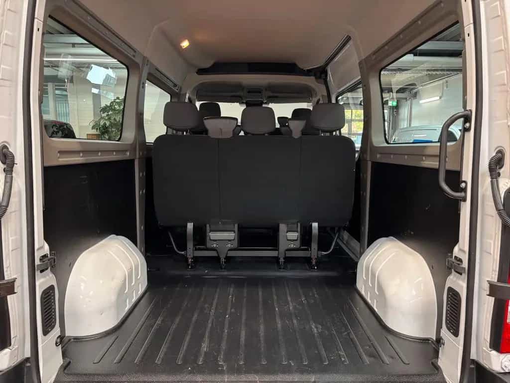 Opel Movano L2H2 Klima Navi 9-Sitze 08/2021-photo-21
