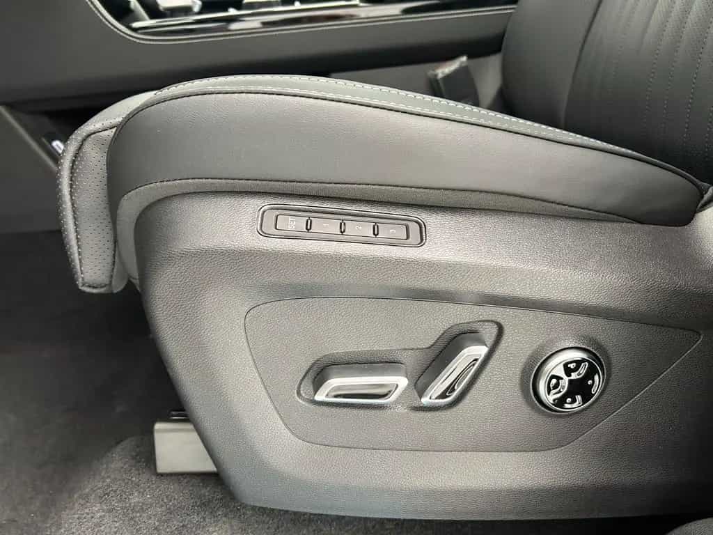 BAIC BJ60 Flagship 2.0T 4WD 48V 360°Kamera Leder LED null-photo-25