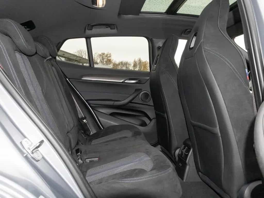 BMW X2 xDrive18d A 11/2022-photo-3