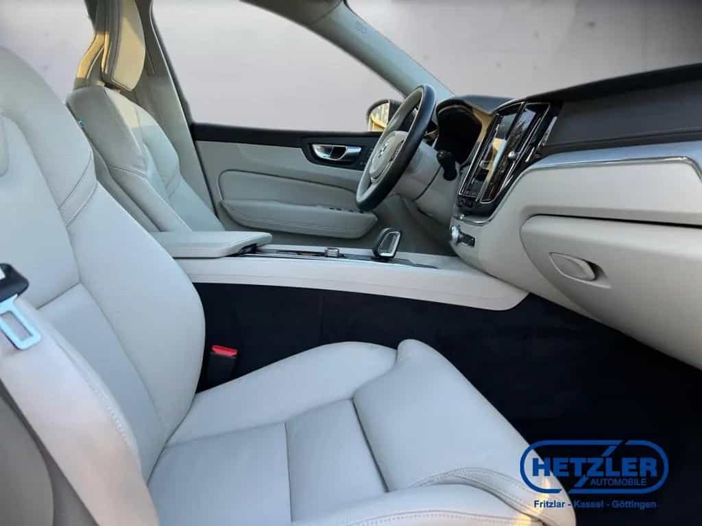 Volvo XC60 B5 Ultimate Bright AWD HUD AHK Digitales Co 10/2022-photo-12