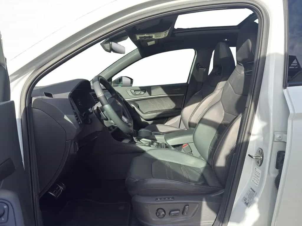 Cupra Ateca VZ 2.0 TSI 300PS Pano 360 LED ACC Navi Bea 10/2023-photo-11