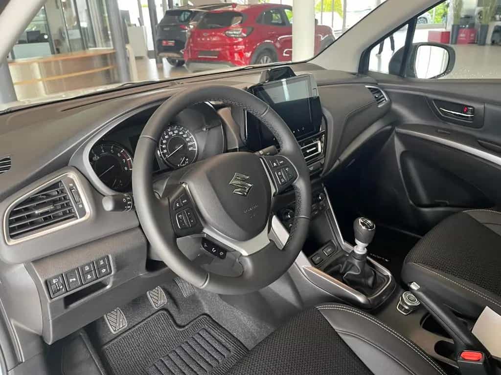 Suzuki (SX4) S-Cross S-Cross 1.4 Boosterjet Comfort+ Allrad 04/2026-photo-7