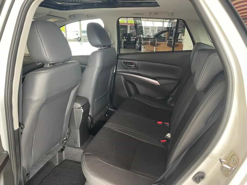 Suzuki (SX4) S-Cross S-Cross 1.4 Boosterjet Comfort+ Allrad 04/2026-photo-9