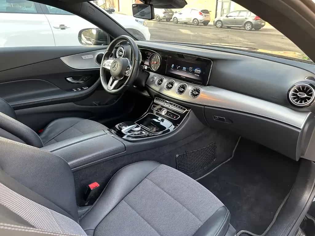 Mercedes-Benz E 300 Coupe*1.Hand*Tüv*Inspektion* 11/2018-photo-19