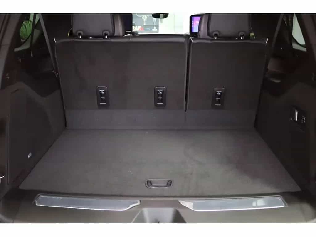 Cadillac Escalade Platinum Sport,MY26,ESV,24Zoll,Chauffeu null-photo-9