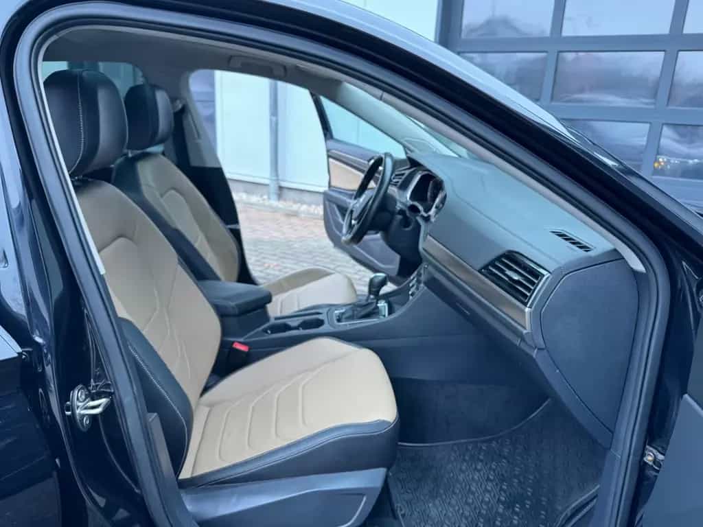 Volkswagen Jetta Sport 1.4 TSI Automatik Panoramadach LED 07/2019-photo-15