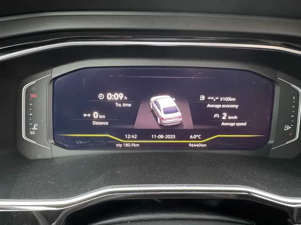 Volkswagen Jetta Sport 1.4 TSI Automatik Panoramadach LED 07/2019-photo-20