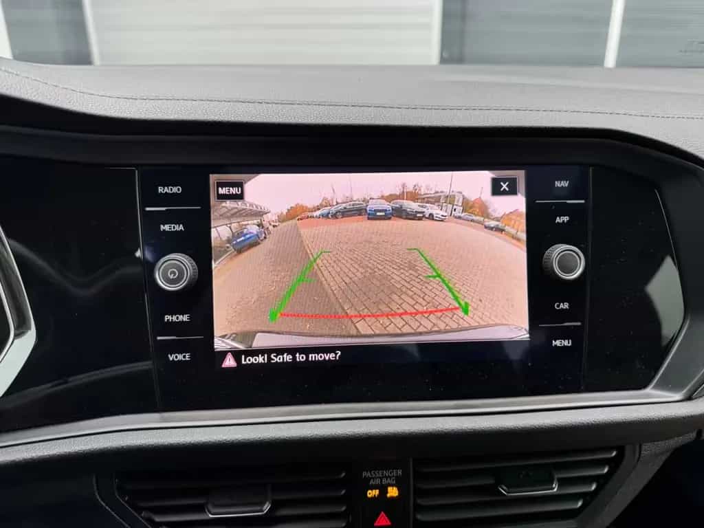 Volkswagen Jetta Sport 1.4 TSI Automatik Panoramadach LED 07/2019-photo-22
