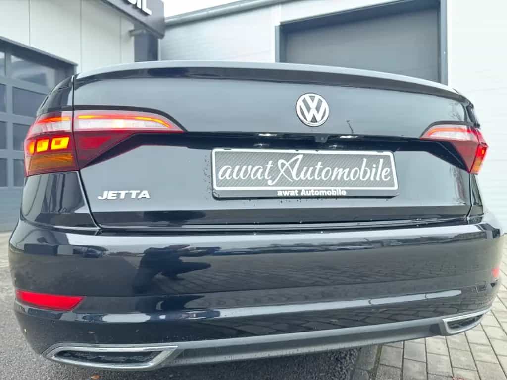 Volkswagen Jetta Sport 1.4 TSI Automatik Panoramadach LED 07/2019-photo-7