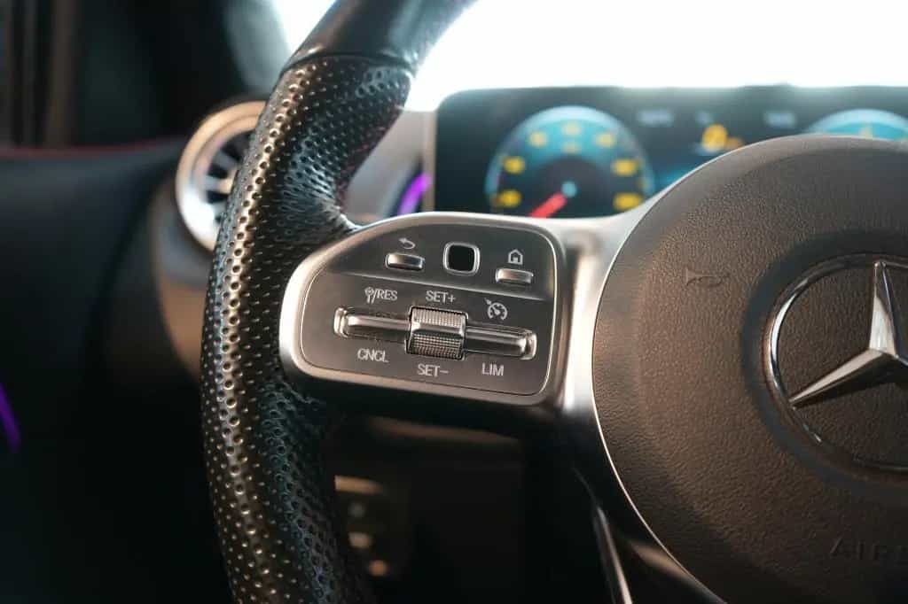 Mercedes-Benz GLB-Class 200 7G AMG Line *LED*Navi*Kamera*Virtual*AHK 09/2020-photo-20