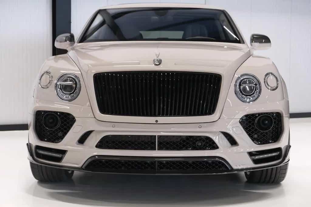 Bentley Bentayga W12 Mansory 700 Topzustand 03/2017-photo-11
