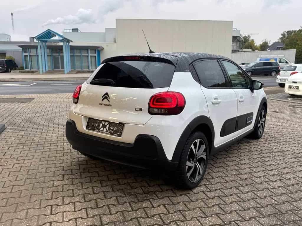Citroën C3 Elle PureTech 110 S&S 10/2023-photo-2