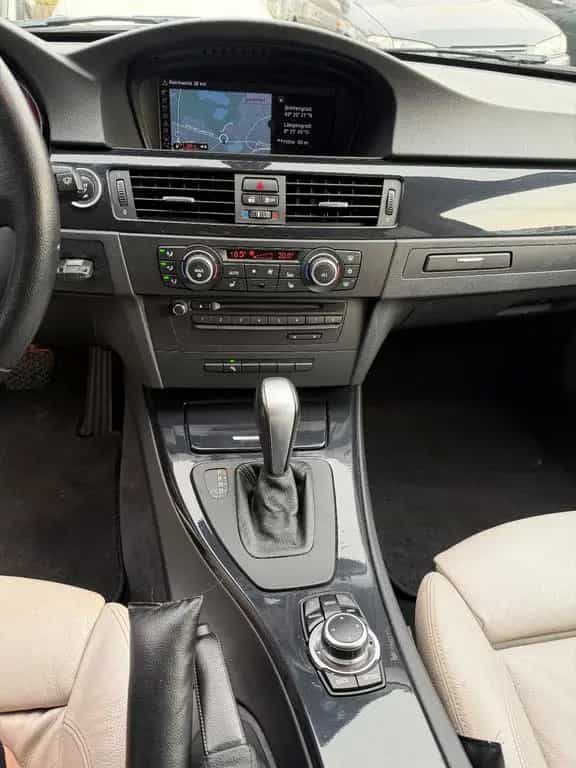 ALPINA D3 2,0 Bi-Turbo Leder SHZ Xenon PDC Tempomat 06/2012-photo-10