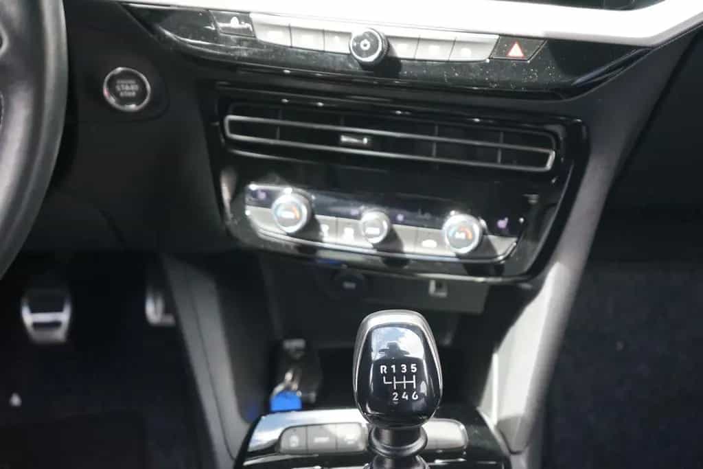 Opel Mokka 1.2 Turbo Ultimate LED Navi Sitzheizung 09/2021-photo-10