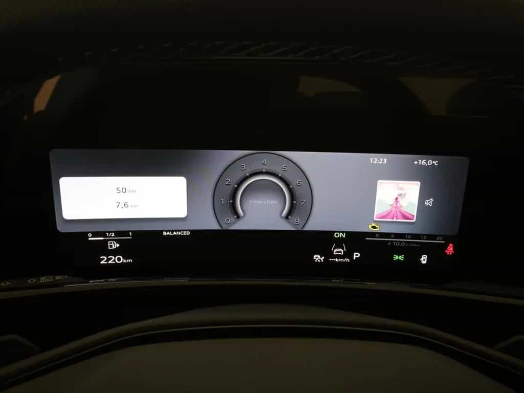 Audi Q3 SUV TFSI quattro 195 kW S tronic  LED Navi He 10/2025-photo-11