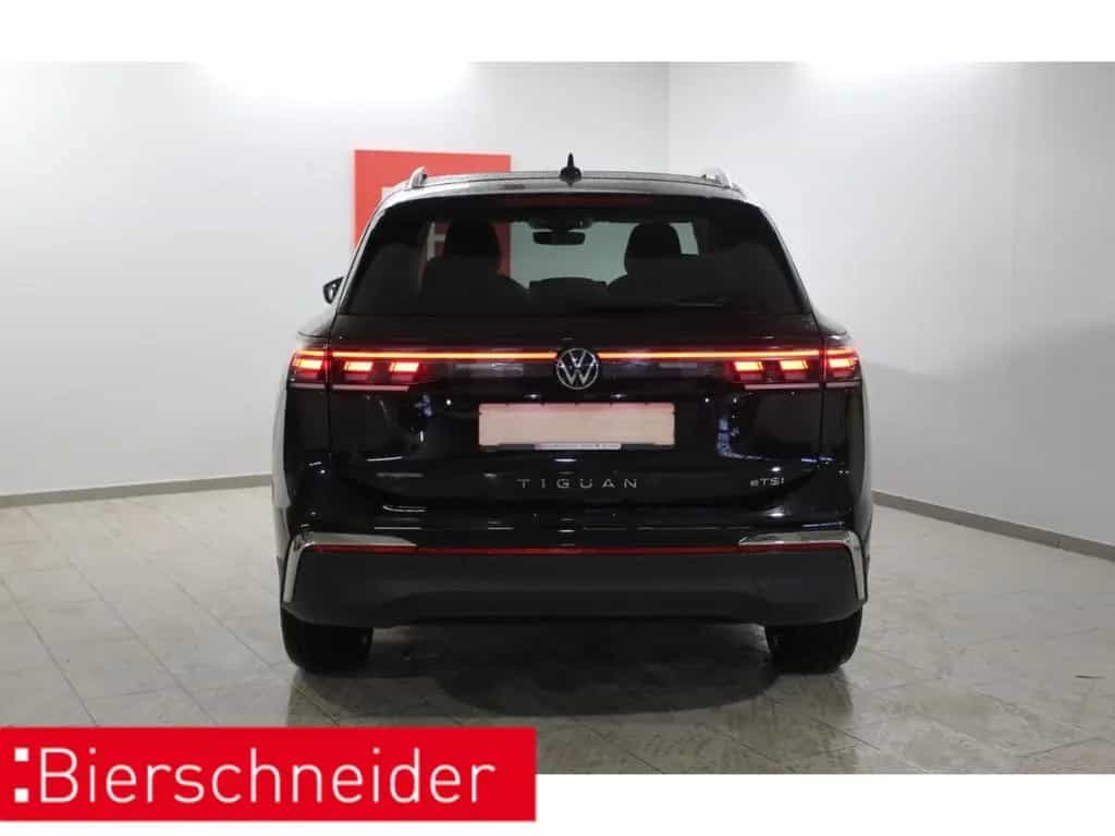 Volkswagen Tiguan 1.5 eTSI DSG Elegance 20 AHK PANO 08/2024-photo-17