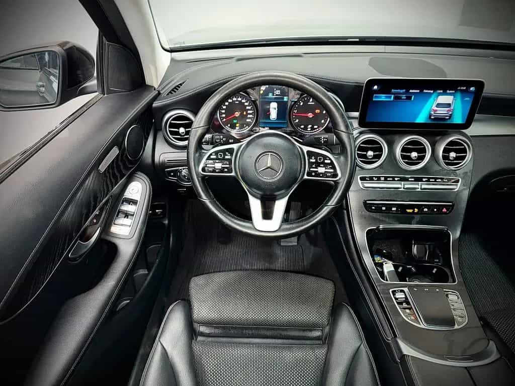 Mercedes-Benz GLC-Class 300d*4-MATIC*PANO*NIGHT*HEAD-UP*2.HAND* 10/2019-photo-10