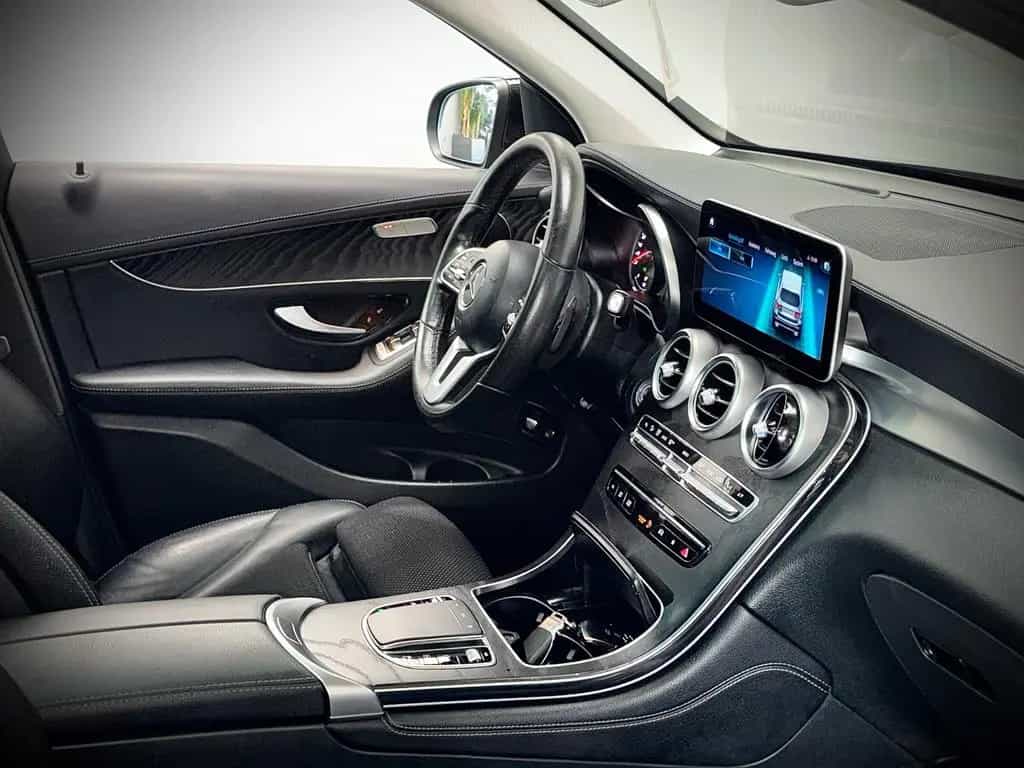 Mercedes-Benz GLC-Class 300d*4-MATIC*PANO*NIGHT*HEAD-UP*2.HAND* 10/2019-photo-16
