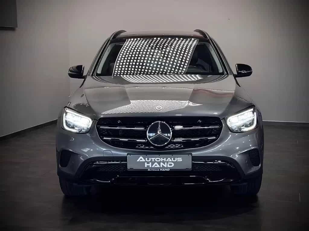 Mercedes-Benz GLC-Class 300d*4-MATIC*PANO*NIGHT*HEAD-UP*2.HAND* 10/2019-photo-2