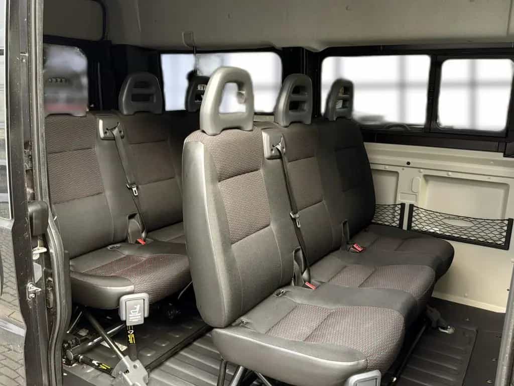 Peugeot Boxer Kombi 333 L2H2+ROLLSTUHLTRANSPORT+9-SITZER 06/2018-photo-11