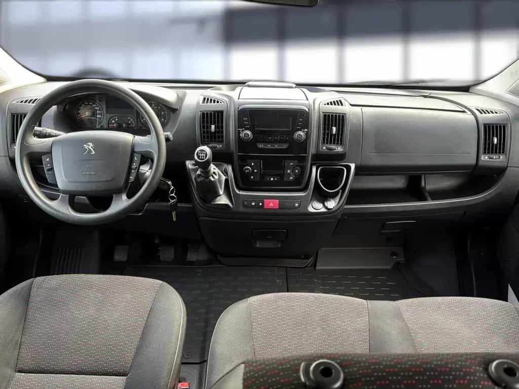 Peugeot Boxer Kombi 333 L2H2+ROLLSTUHLTRANSPORT+9-SITZER 06/2018-photo-14