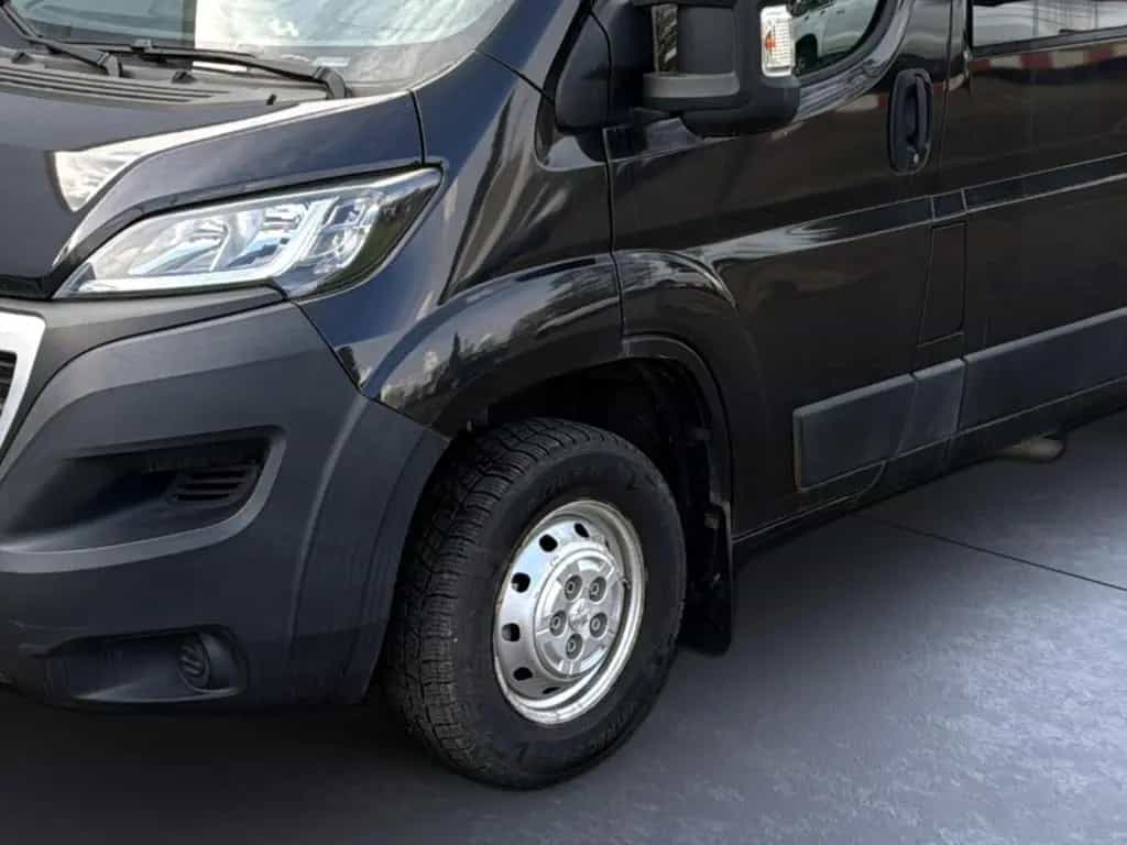 Peugeot Boxer Kombi 333 L2H2+ROLLSTUHLTRANSPORT+9-SITZER 06/2018-photo-25