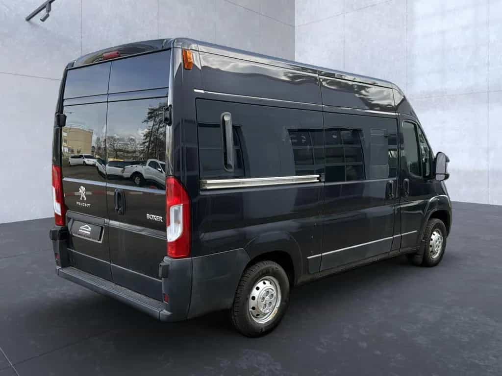 Peugeot Boxer Kombi 333 L2H2+ROLLSTUHLTRANSPORT+9-SITZER 06/2018-photo-3
