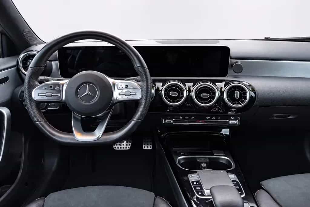 Mercedes-Benz A-Class AMG Rückfahrkamera Sportsitze Automatik 11/2018-photo-10