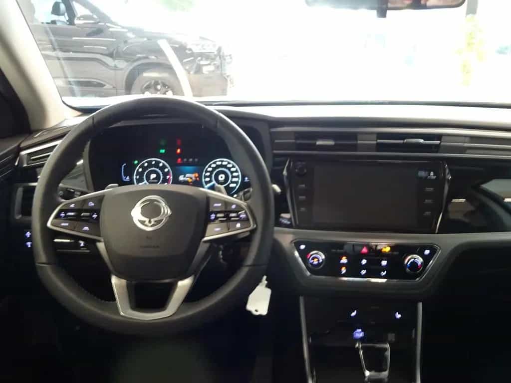 KGM Korando 1.5 T-GDI Nomad Automatik*NAVI*KLIMA null-photo-21