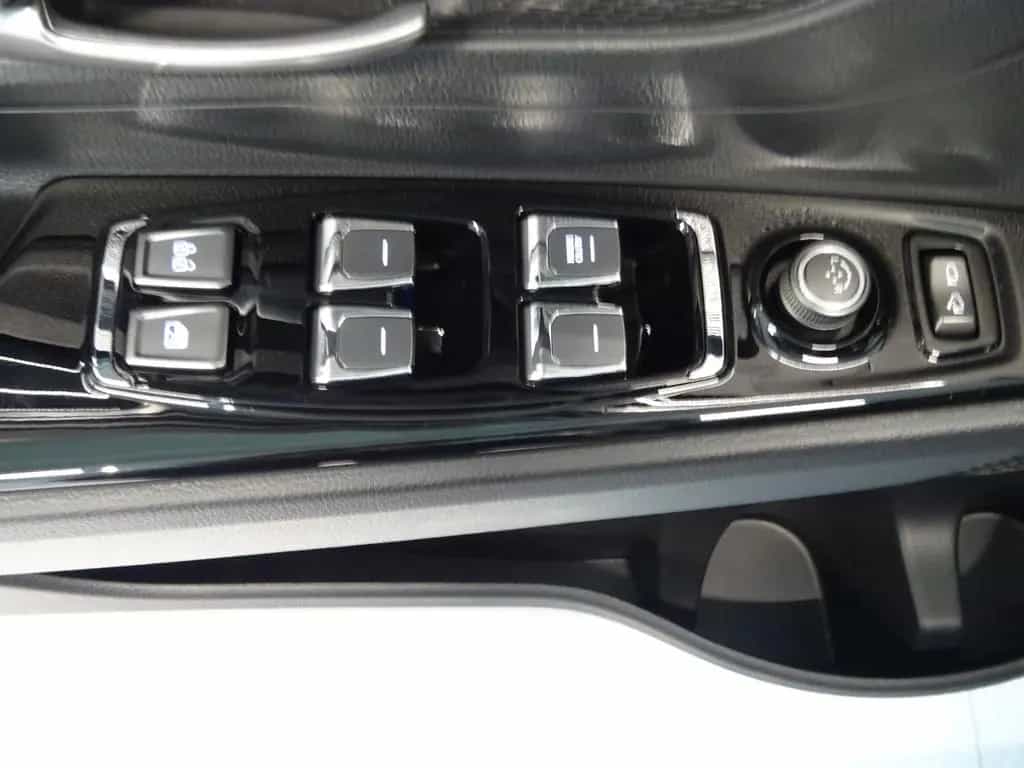 KGM Korando 1.5 T-GDI Nomad Automatik*NAVI*KLIMA null-photo-23